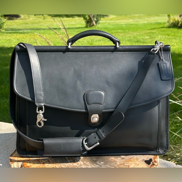 Vintage COACH Beekman Brief Black Leather 5266 NWOT - Picture 1 of 17